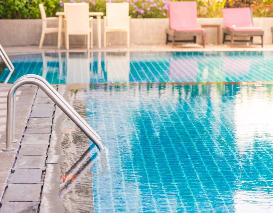 piscina en casa cloro